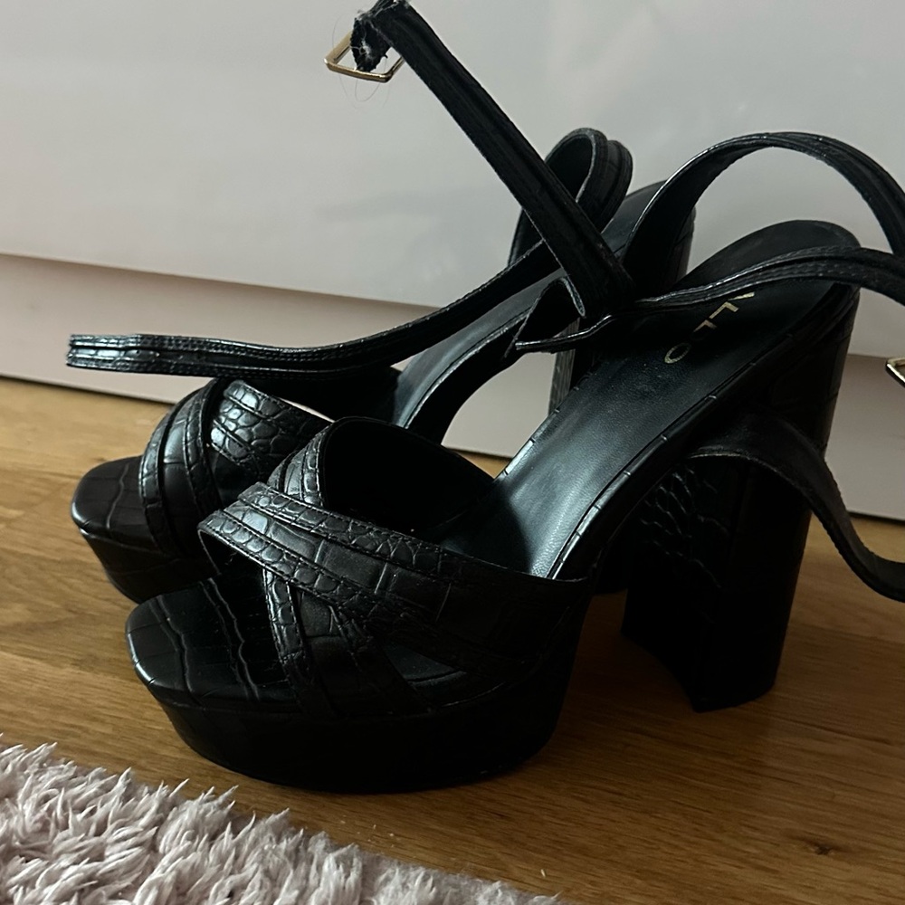 Aldo Black Croc-Embossed Platform Heels